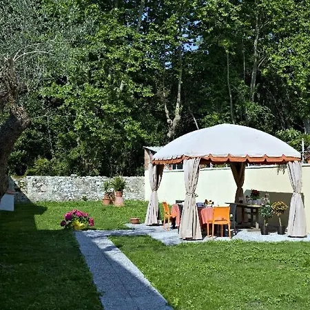 LIù B&B-2