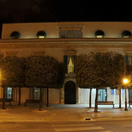 Palazzo Agrusti - Residenza D'Epoca-3