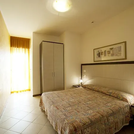 Hotel Milano 3S-3