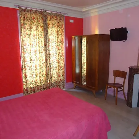Hotel Des Belges-3