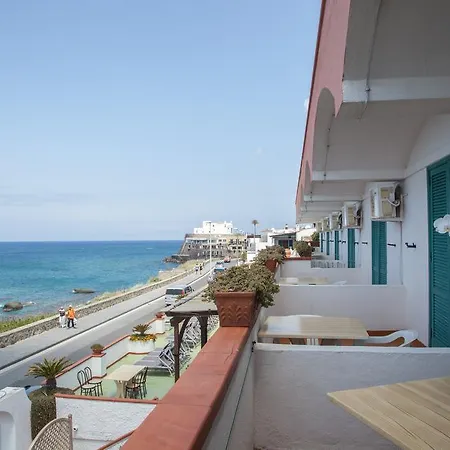 Hotel Santa Lucia-3