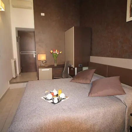 Hotel Charter-3