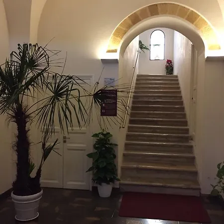 Dimora di Charme Cassaro 168-2