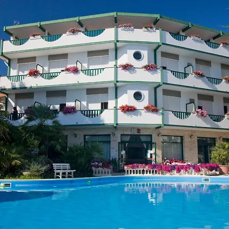 Hotel K2-3