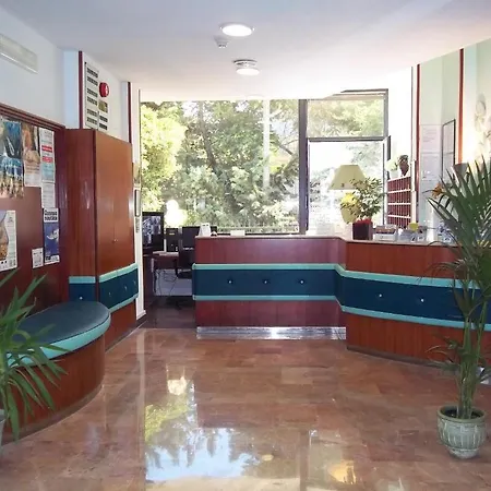 Hotel Rivabella-2