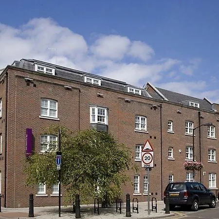 Premier Inn London Southwark-3