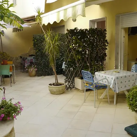 Guesthouse Marinapoetto-3
