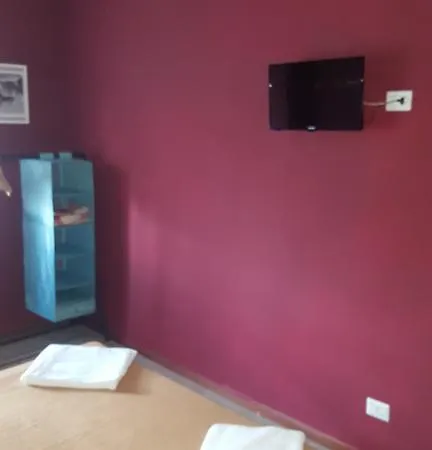 Art In Accommodation-3