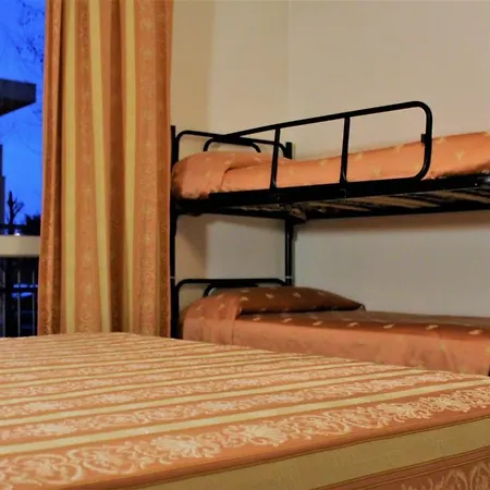 Hotel Midi-3