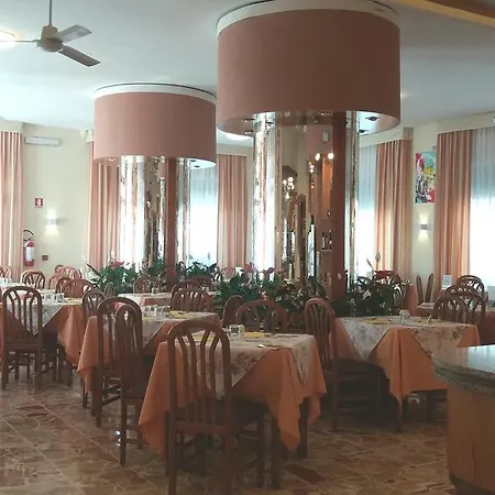 Hotel Kristall-3