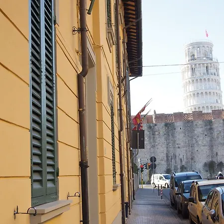 Eco Pisa Tower Guesthouse-3