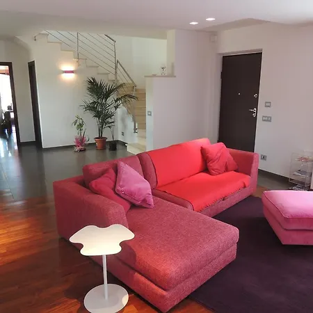 Ross House-2