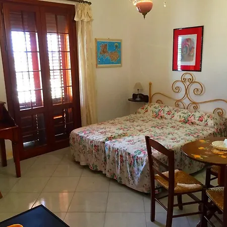 Guest House Al Giardino dei Limoni-2