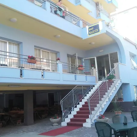 Hotel Majestic-2