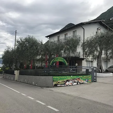 Albergo Bar Ristorante Alla Rama-3