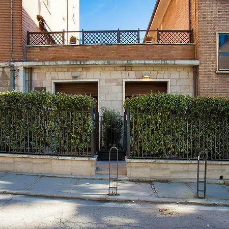 Gallery House-3