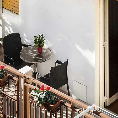 Solaris B&B-3