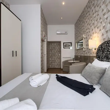 Domus Pietro Inn-2