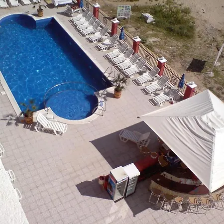 Carina Beach-3