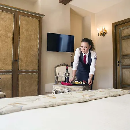 Boutique Hotel Elvezia-3