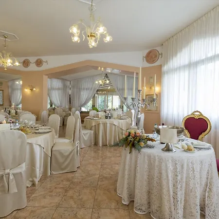Albergo Ristorante La Bussola-2