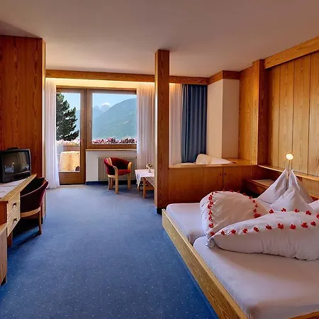 Hotel Tirol-3