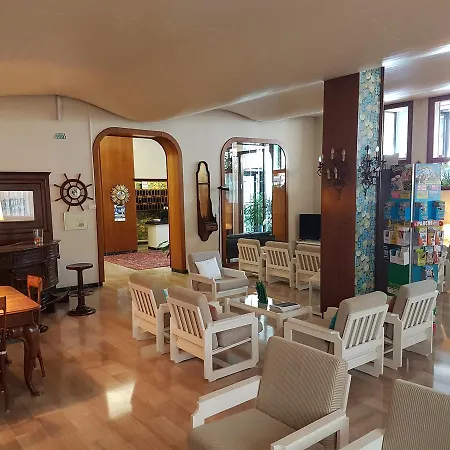 Hotel Residence Adriana-3