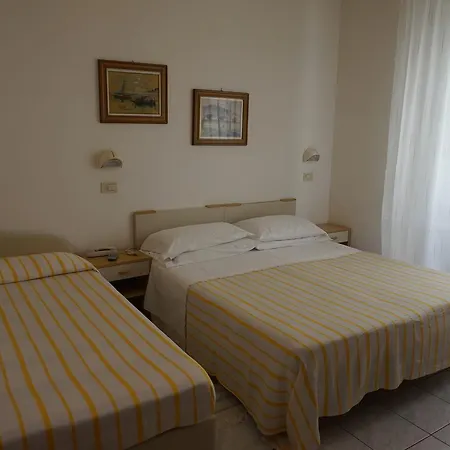 Hotel Aurora-3