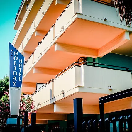 Hotel Holiday-2