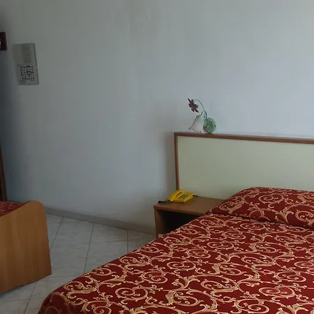 Hotel Ideale-3