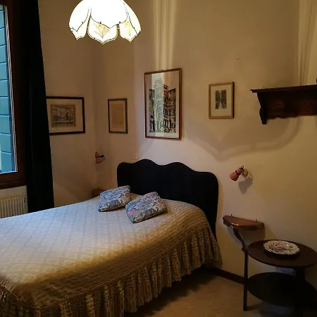 Alloggi alla Scala del Bovolo-3