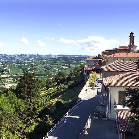 Rocche Costamagna Art Suites-2