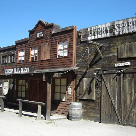 Cowboys Guest Ranch-3