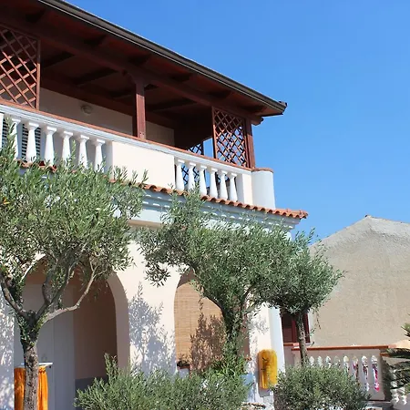 Villaggio Albergo Da Ciccio Sul Mare-3
