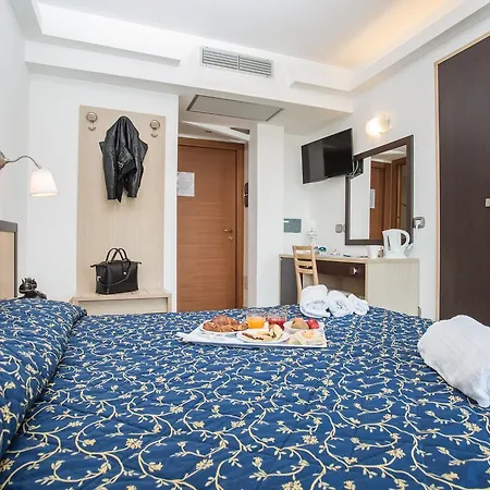 Hotel Ambasciatori-3