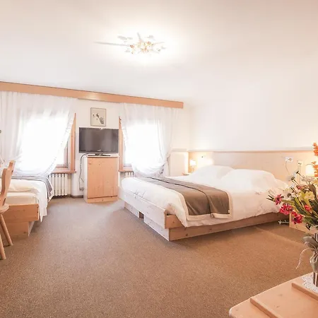 Hotel Villa Trieste-3