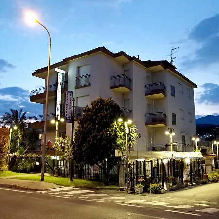 Residence Colibri Family & Bike-2