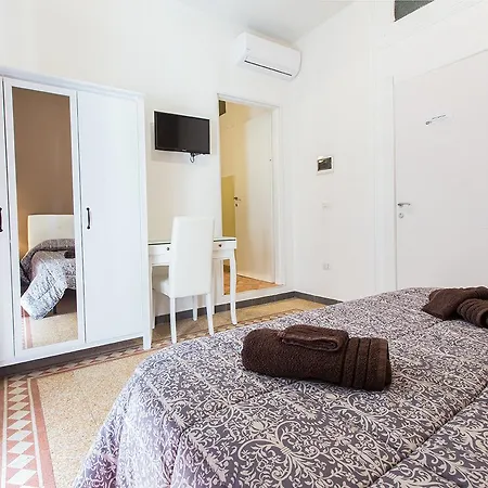 Suite Cagliaritane Notti in centro-3