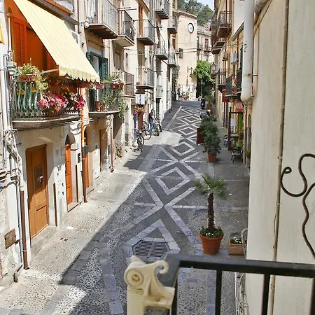 Palazzo Melnis-2
