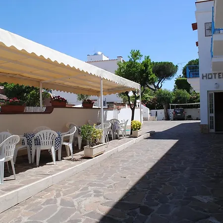 Hotel Mastropeppe-3
