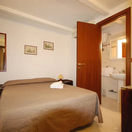 Hotel Residence Vatican Suites-3