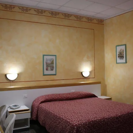 Hotel Agnello D'Oro Genova-2