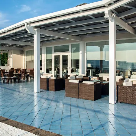 Moresco Park Hotel-3