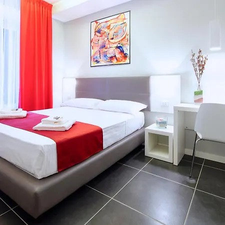 Nearhome Smart Suites Guest House-2