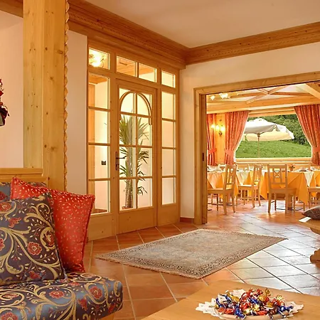Hotel Garnì La Soldanella-3