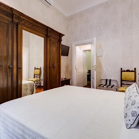 Affreschi Su Roma Luxury B&B-2