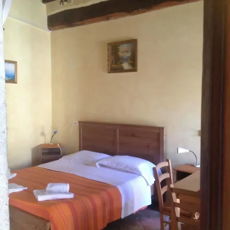 Campo De’ Fiori Prestige Rooms-3