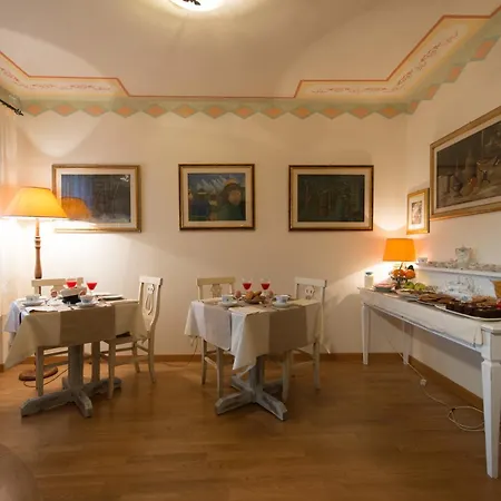 Residenze L'Uncinaia Holiday House-3