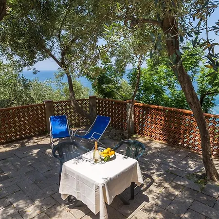 Bleu Village-3