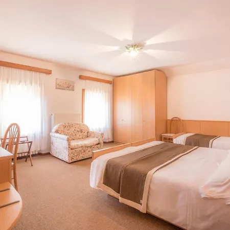 Hotel Villa Trieste-2
